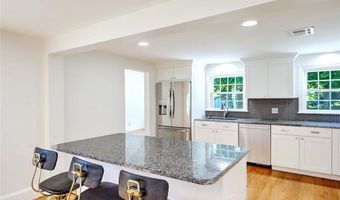 29 Melrose Ave, Barrington, RI 02806