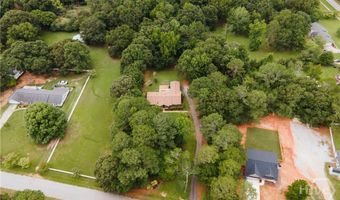 110 Pioneer Dr, Athens, GA 30605