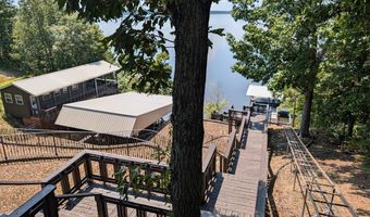 390 Branch Loop Rd, Big Sandy, TN 38221