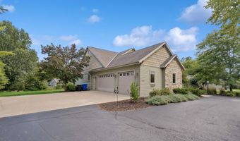 4920 N MEADE St, Appleton, WI 54913
