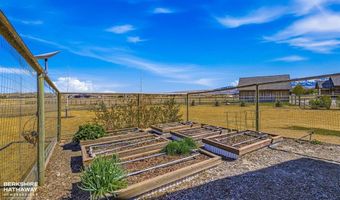 17 Patriot Dr, Cody, WY 82414