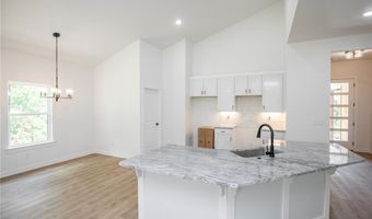 59 Cromarty Dr, Bella Vista, AR 72715