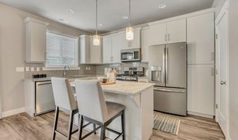 296 S 600 W, Centerville, UT 84014
