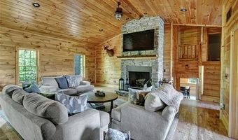5257 Brookshire Dr, Almont, MI 48003