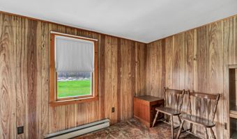 26 Barnum Rd, Danbury, CT 06811