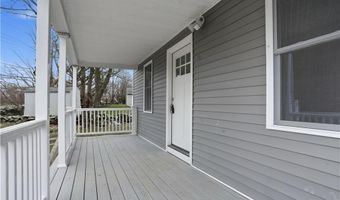 188 Greene Ln, Middletown, RI 02842