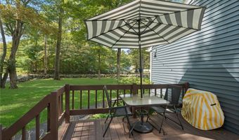 94 Maxson Hill Rd, Hopkinton, RI 02804