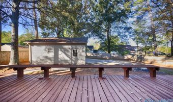 404 Cloverleaf Dr, Athens, AL 35611