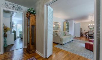 2003 Lynnwood Dr, Benton, AR 72015