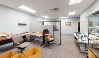 10 Commerce Park N, Bedford, NH 03110