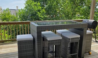 922 Summit Ave, Cincinnati, OH 45204