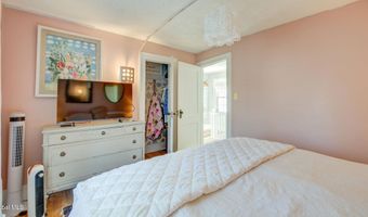 375 W Main St, Amsterdam, NY 12010