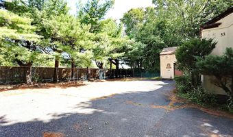 33 Church Rd, Airmont, NY 10952
