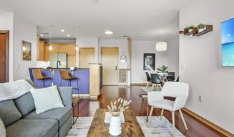 1802 Monroe St 304, Madison, WI 53711