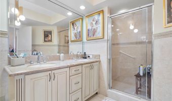 20281 E Country Club Dr 604, Aventura, FL 33180