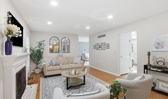 953 Watch Creek Dr, Anderson Twp., OH 45230