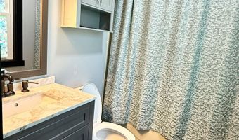918 Old Farm Rd, Bedford, IN 47421
