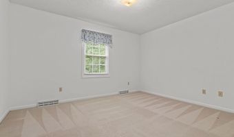 53 Woodlake Cir, Altavista, VA 24517