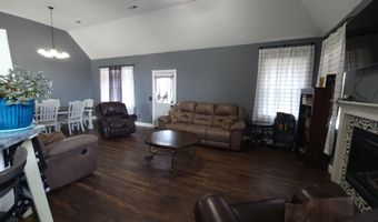 21306 Lawrence 2074, Ash Grove, MO 65604