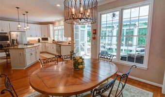 5344 Chaversham Ln, Peachtree Corners, GA 30092