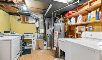 6794 Osage Ave, Allen Park, MI 48101