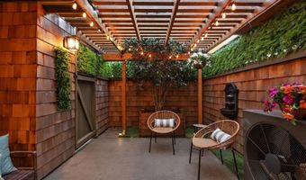 817 Harbor Rd, Alameda, CA 94502