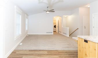 3623 S Yvonne Way, Ammon, ID 83406