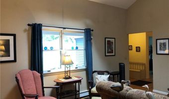 2 Marywood Ln, Cumberland, RI 02864