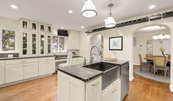 811 26TH Pl S, Arlington, VA 22202