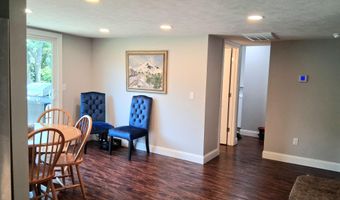129 W Cline St, Aurora, MO 65605
