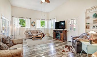 355 ESPERANZA Dr, Bosque Farms, NM 87068
