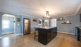 9 Pequot Ave, Cumberland, RI 02864