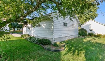 118 Main St, Arlington, WI 53911