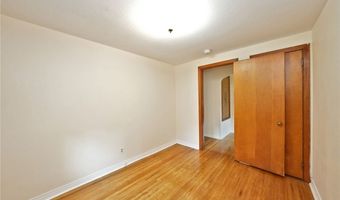 236 N Harvest St, Amherst, NY 14221