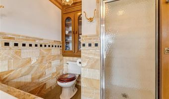 305 N Main St, Alma, WI 54610