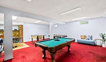 17 Basswood Ct, Albrightsville, PA 18210