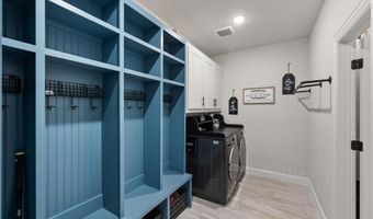 201 Blackbird Dr, Aledo, TX 76008