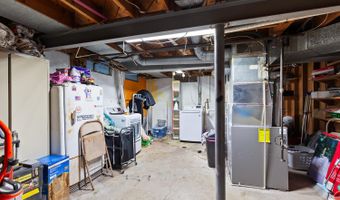 260 Renfrew Ave, Adrian, MI 49221