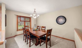 1108 NW Waterfront Dr, Ankeny, IA 50023