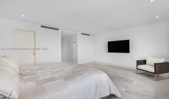 9801 Collins Ave 17R, Bal Harbour, FL 33154