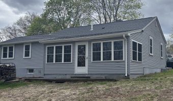 6 Pleasant St, Blackstone, MA 01504
