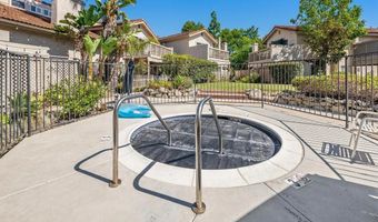 2843 Unicornio St B, Carlsbad, CA 92009