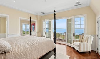 335 Cranberry Hole Rd, Amagansett, NY 11930