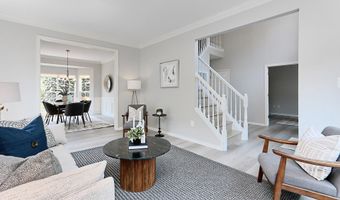43820 LAUREL RIDGE Dr, Ashburn, VA 20147