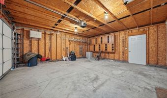 5390 Savannah Dr, Ashtabula, OH 44004