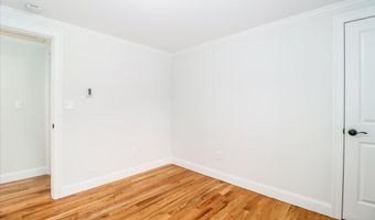 27 Long Meadow Ln, Bethel, CT 06801