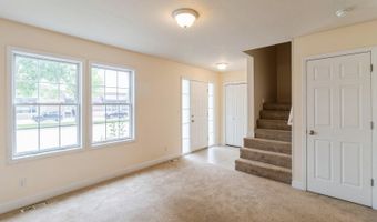 2627 Stange Rd, Ames, IA 50010