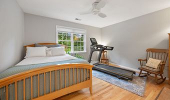 106 Stonecroft Ln, Coventry, CT 06238