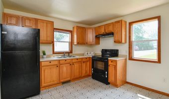 1314 NAVARINO St, Algoma, WI 54201