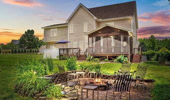 3704 Highland Creek Dr, Apex, NC 27539